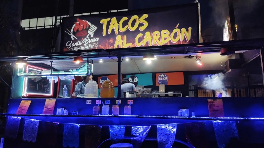 Tacos al carbón Santa Brasa en Guadalajara