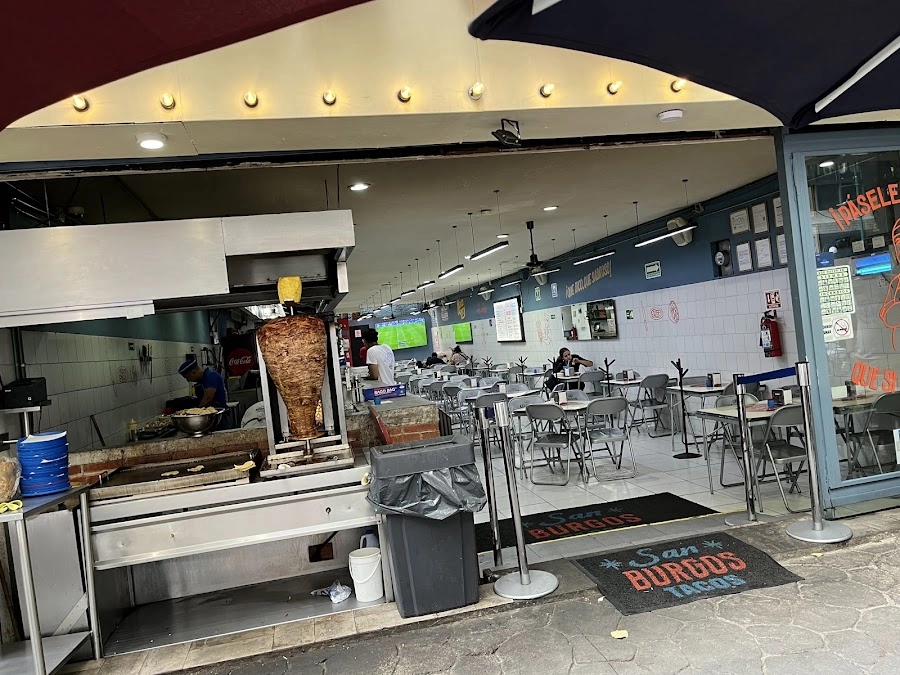 Tacos San Burgos Ángel en Ciudad de México