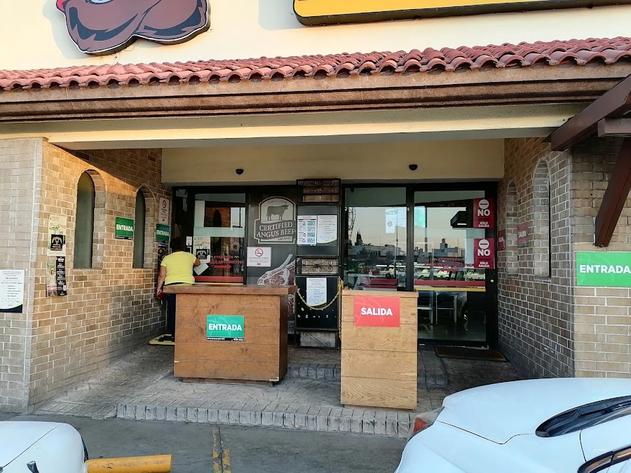 Tacos y Cortes Los Corrales Heróico en Durango