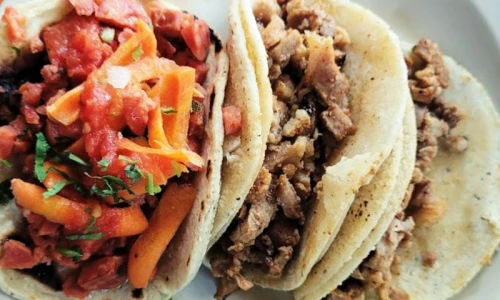 tacos al pastor trompo