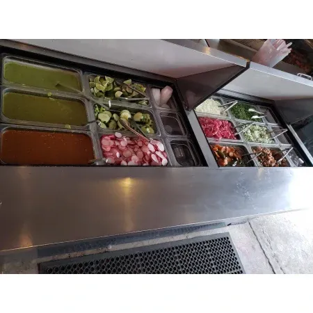 La Carreta De Mí Tierra Taquería en Salem