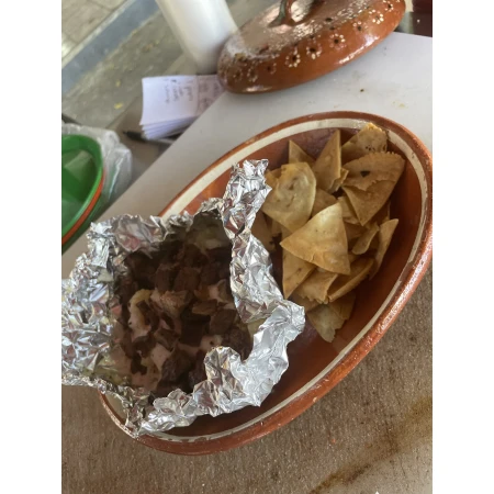 El zurdo tacos al carbón en Guadalajara