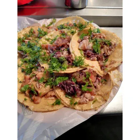 Tacos de suadero Miguelon en Guadalajara