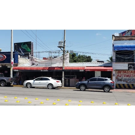 Tacos De Carnitas Los Auténticos Cuñados en Tepic