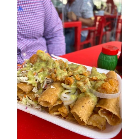Tacos de Olla Lore Suc. Musa en Saltillo